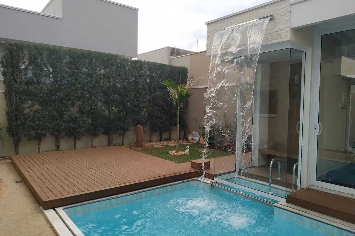 Deck retrátil Deckfiber instalado